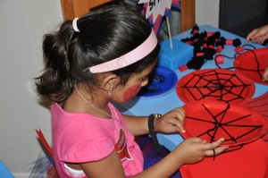 goblen panza, activitati petrecere spiderman, jocuri petrecere spiderman