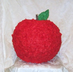 pinata printesa alba ca zapada, pinata mar, pinata petreceri, pinata party