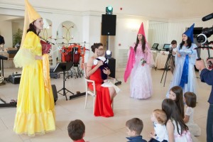 ursitoare botez, actrite ursitoare, zane ursitoare