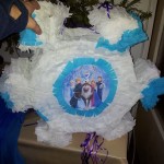 pinata petreceri copii, pinata party, petreceri cu pinata,pinata fulg de nea, pinata frozen, pinata regatul de gheata