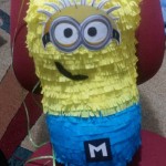 pinata-minion-jocul-pinata-minion-pinata-pinata-party-pinata-petreceri-cadouri-pinata-minion-pinata-pinata-petreceri-pinata-evenimente