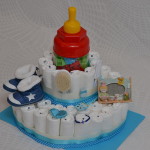 tort-din-pampers-cadouri-nou-nascuti-cadouri-botez-cadou-baby-shiwer-party-cadouri-maternitatetort-scutece-biberon