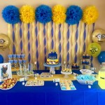 decor candy bar la petrecere cu minioni